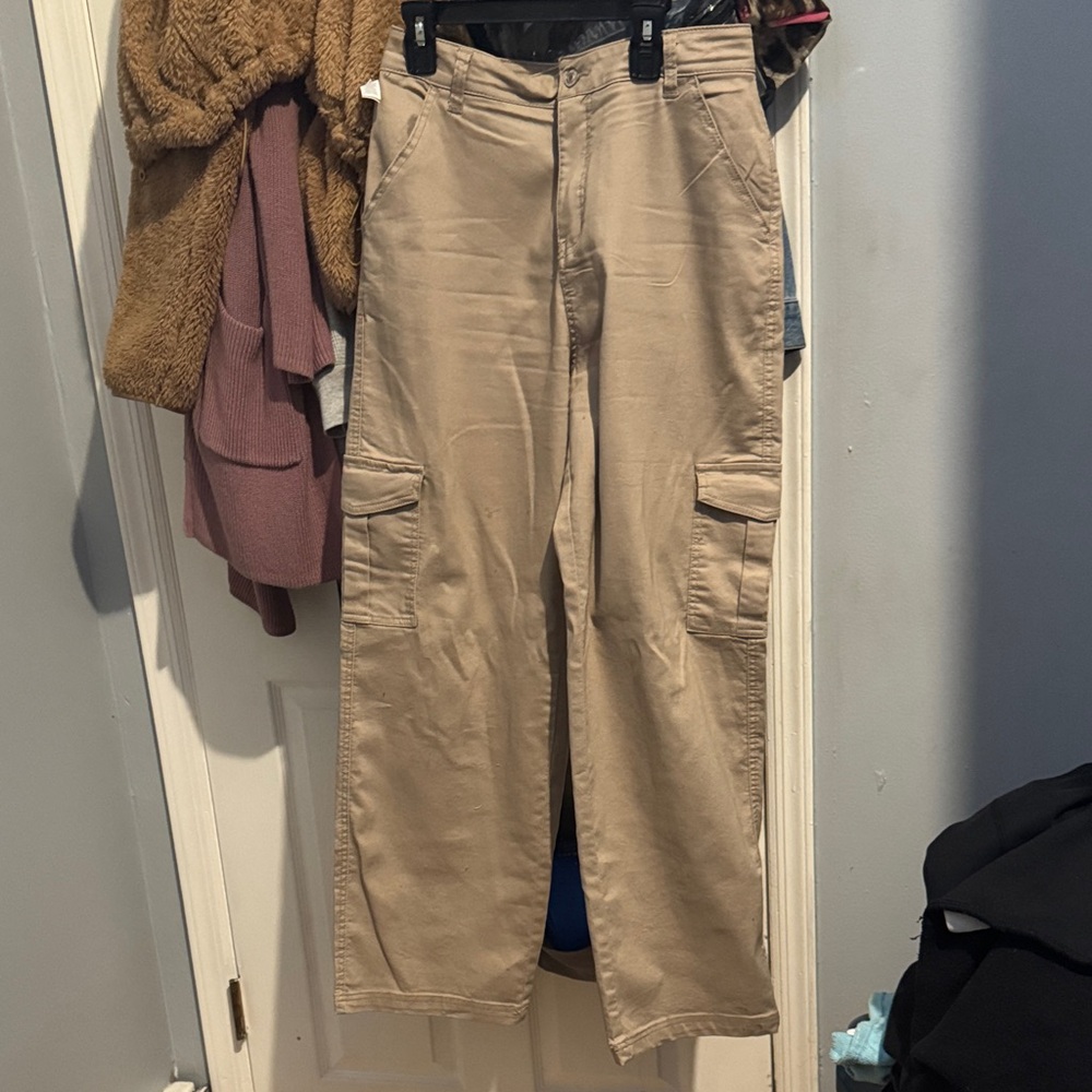 Women's Tan Cargo Pants
